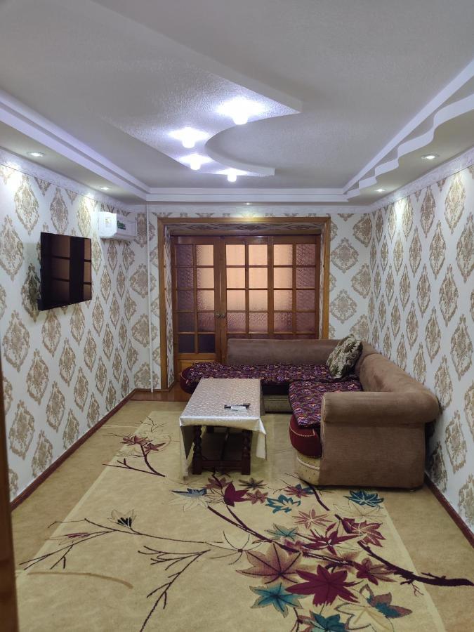 Muharram Homestay In The Neighborhood Of The Registan Square, 家族 ゲストハウス Samarcanda Exterior foto