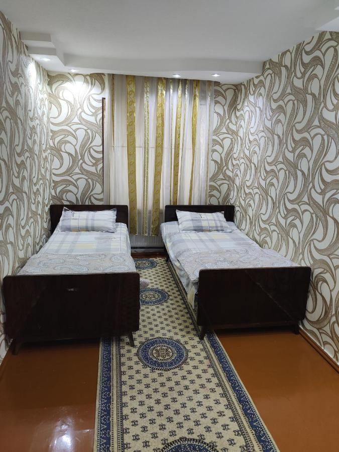 Muharram Homestay In The Neighborhood Of The Registan Square, 家族 ゲストハウス Samarcanda Exterior foto